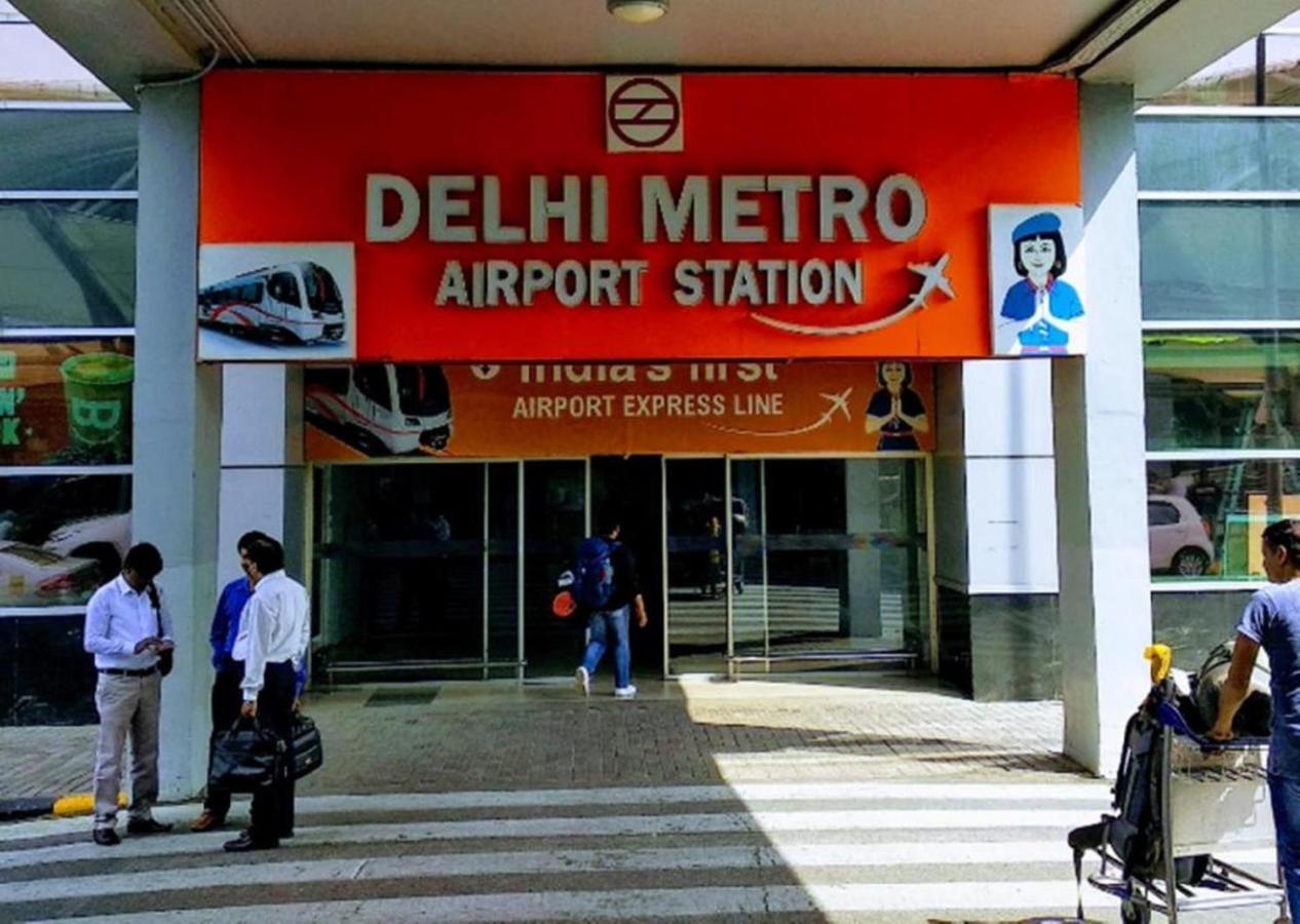 Del Fox Hotel, Delhi Airport Új-Delhi Kültér fotó